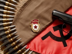 INSIGNIA DE LA GUARDIA ROJA  URSS