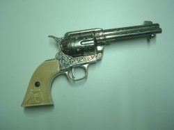 REVOLVER COLT PEACEMAKER NIQUELADO CON GRABADOS