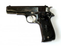 PISTOLA STAR S DE LA POLICIA ARMADA