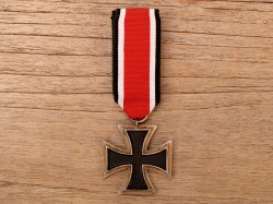 CRUZ DE HIERRO IIª CLASE