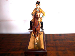 FIGURA ECUESTRE, FUNDACIÓN GENERALÍSIMO
