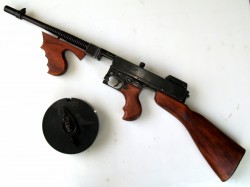 THOMPSON M1928 gangster