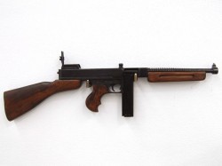 THOMPSON M1 militar