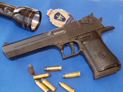 PISTOLA DESERT EAGLE