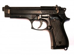 PISTOLA BERETTA 92