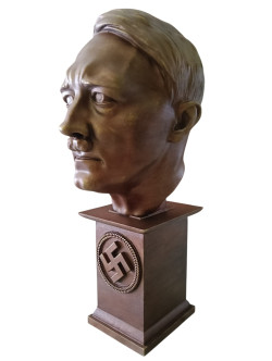 BUSTO DE HITLER