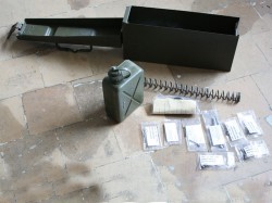 CAJA DE MANTENIMIENTO PARA MG42