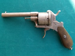 REVOLVER GÜESALAGO