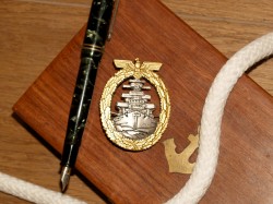 DISTINTIVO DE COMBATE EN ALTA MAR KRIEGSMARINE, OFICIALES