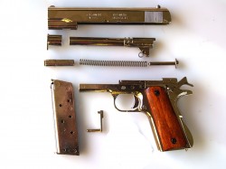 COLT 1911 CROMADA