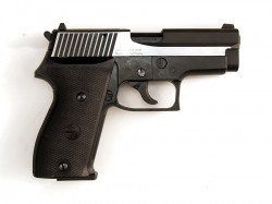 PISTOLA DETONADORA HAMMERLY P26