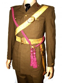 UNIFORME COMPLETO CORONEL, ÉPOCA DE FRANCO