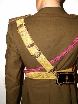 UNIFORME COMPLETO CORONEL, ÉPOCA DE FRANCO