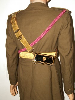 UNIFORME COMPLETO CORONEL, ÉPOCA DE FRANCO