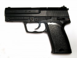 PISTOLA GAMO PT-90