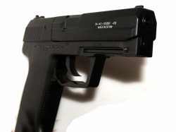 PISTOLA GAMO PT-90