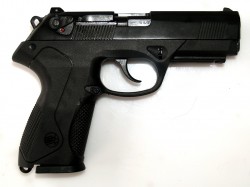 PISTOLA BERETTA P4, réplica detonadora