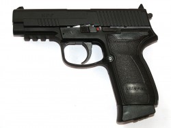 PISTOLA UMAREX HPP, blowback.