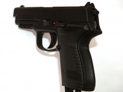 PISTOLA UMAREX HPP, blowback.