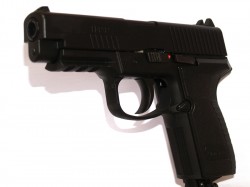 PISTOLA UMAREX HPP, blowback.