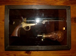 ANTIGUO ESTUCHE PARA REVOLVER CLÁSICO