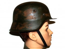 CASCO ALEMAN M35 SEGUNDA GUERRA MUNDIAL DUNKELGRÜN