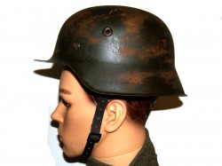 CASCO ALEMAN M35 SEGUNDA GUERRA MUNDIAL DUNKELGRÜN