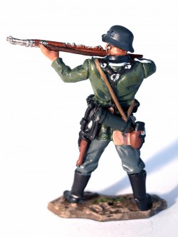 SOLDADO DE PLOMO FIGURA ALEMÁN SEGUNDA GUERRA MUNDIAL