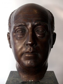 BUSTO DE BRONCE DE FRANCO. CARLOS MONTEVERDE