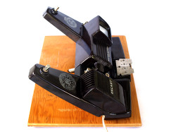 EDITOR DE MICROFILMS DEL F.B.I.