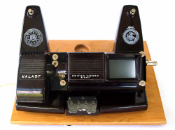 EDITOR DE MICROFILMS DEL F.B.I.