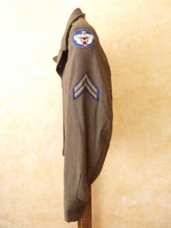 CHAQUETA UNIFORME IKE USA 1944 SEGUNDA GUERRA MUNDIAL