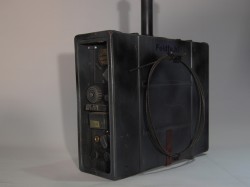 MODELO DE RADIO EMISORA ALEMANA SEGUNDA GUERRA MUNDIAL