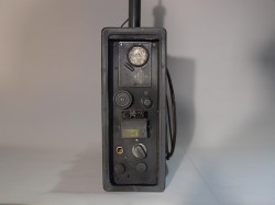 MODELO DE RADIO EMISORA ALEMANA SEGUNDA GUERRA MUNDIAL