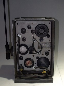 MODELO DE RADIO EMISORA BRITANICA SEGUNDA GUERRA MUNDIAL